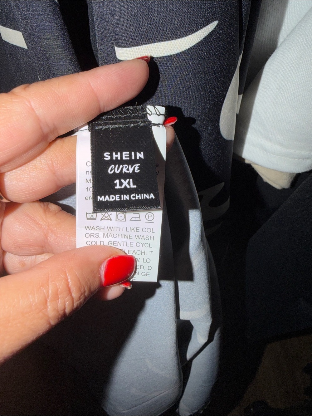 SHEIN Black and Cream One-Shoulder Midi Dress - Picture 4 of 4